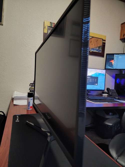 Samsung 32" 4k uhd 3840x2160