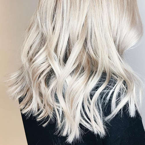 Wella T18 Lightest Ash Blonde Toner and Nu Lite Developer Combo