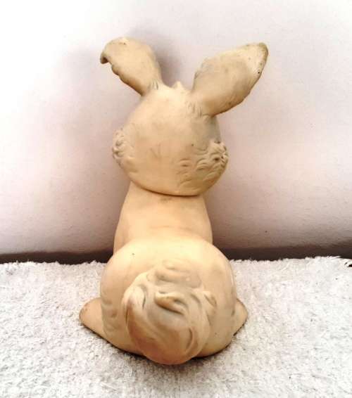 Collector`s Vintage 1961 Sleepy Eye Bunny by Edward Mobley Co.