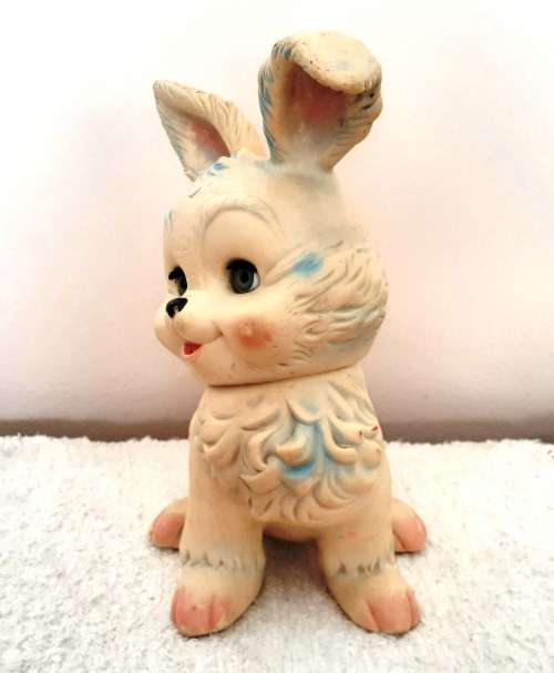 Collector`s Vintage 1961 Sleepy Eye Bunny by Edward Mobley Co.