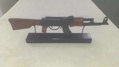 South African R1 Scale 1: 1 Wooden Display Model