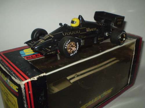 Scalextric C425 Lotus Renault 98T JPS Boxed.