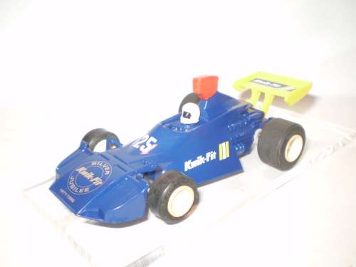 Scalextric Formula 2 Kwik Fit