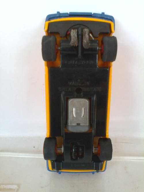 YEAR END STOCK CLEARANCE SALE! - Scalextric Ford Escort XR3i Super Snaps