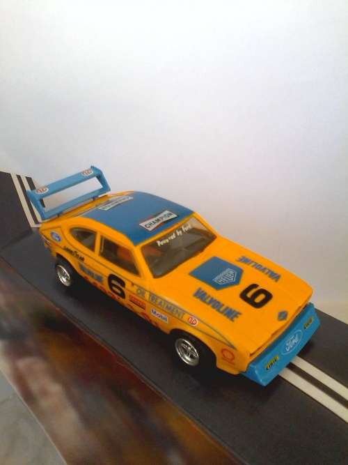 Scalextric C379 Ford Capri 3.0S Boxed