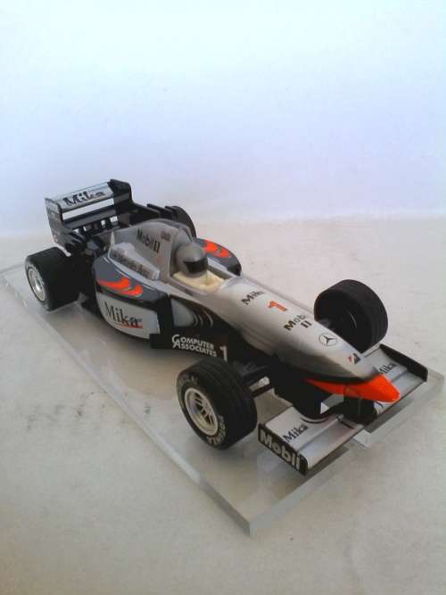 Scalextric C2260 McLaren Mercedes MP4/10 F1 Mika Type 1
