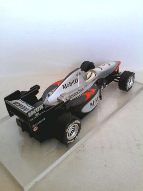 Scalextric C2260 McLaren Mercedes MP4/10 F1 Mika Type 1