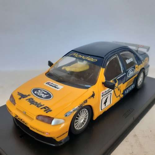 Scalextric C2172 Ford Mondeo Rapid Fit Boxed