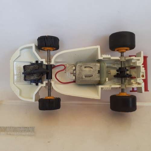 YEAR END STOCK CLEARANCE SALE! : Scalextric C438 Brabham BT44 Auto Mech