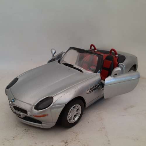 NewRay BMW Z8 Die Cast Model 1/32nd Scale