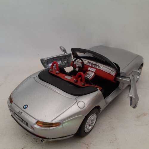 NewRay BMW Z8 Die Cast Model 1/32nd Scale