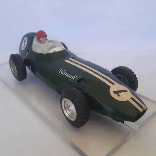 Scalextric C097 Vanwall F1 Power & Glory