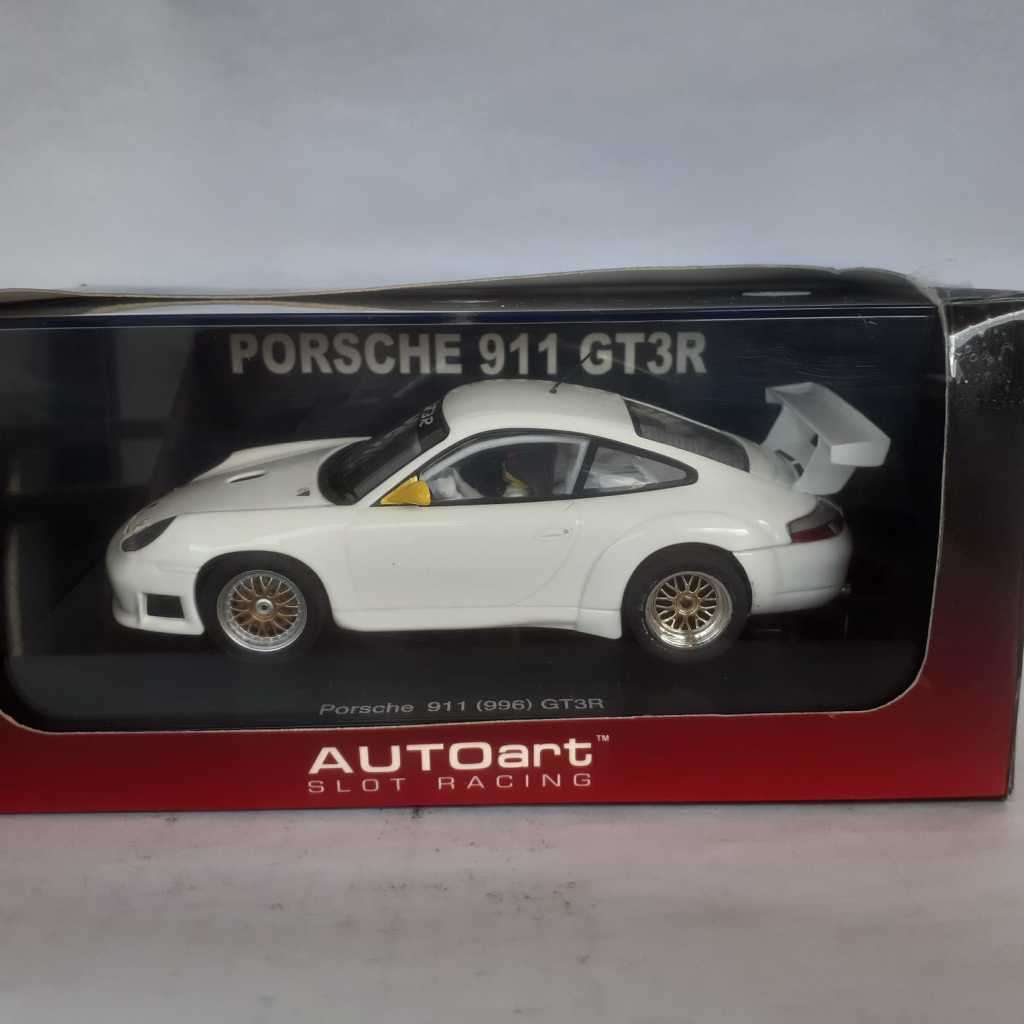 Auto Art 13076 Porsche 911 GT3R Boxed