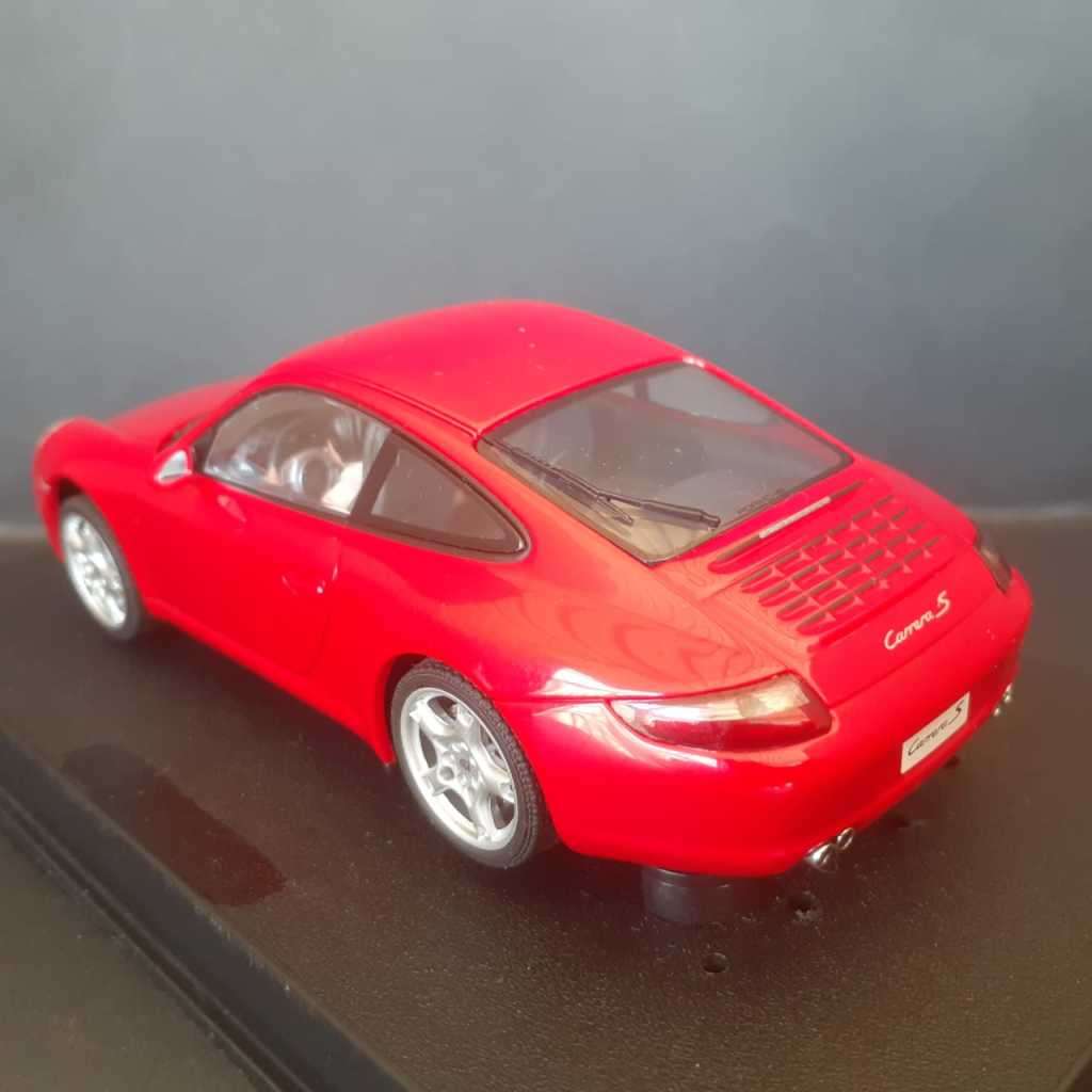Auto Art Porsche 911 Carrera S Boxed