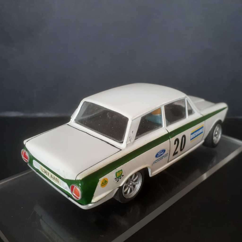 Airfix/MRRC Lotus Cortina
