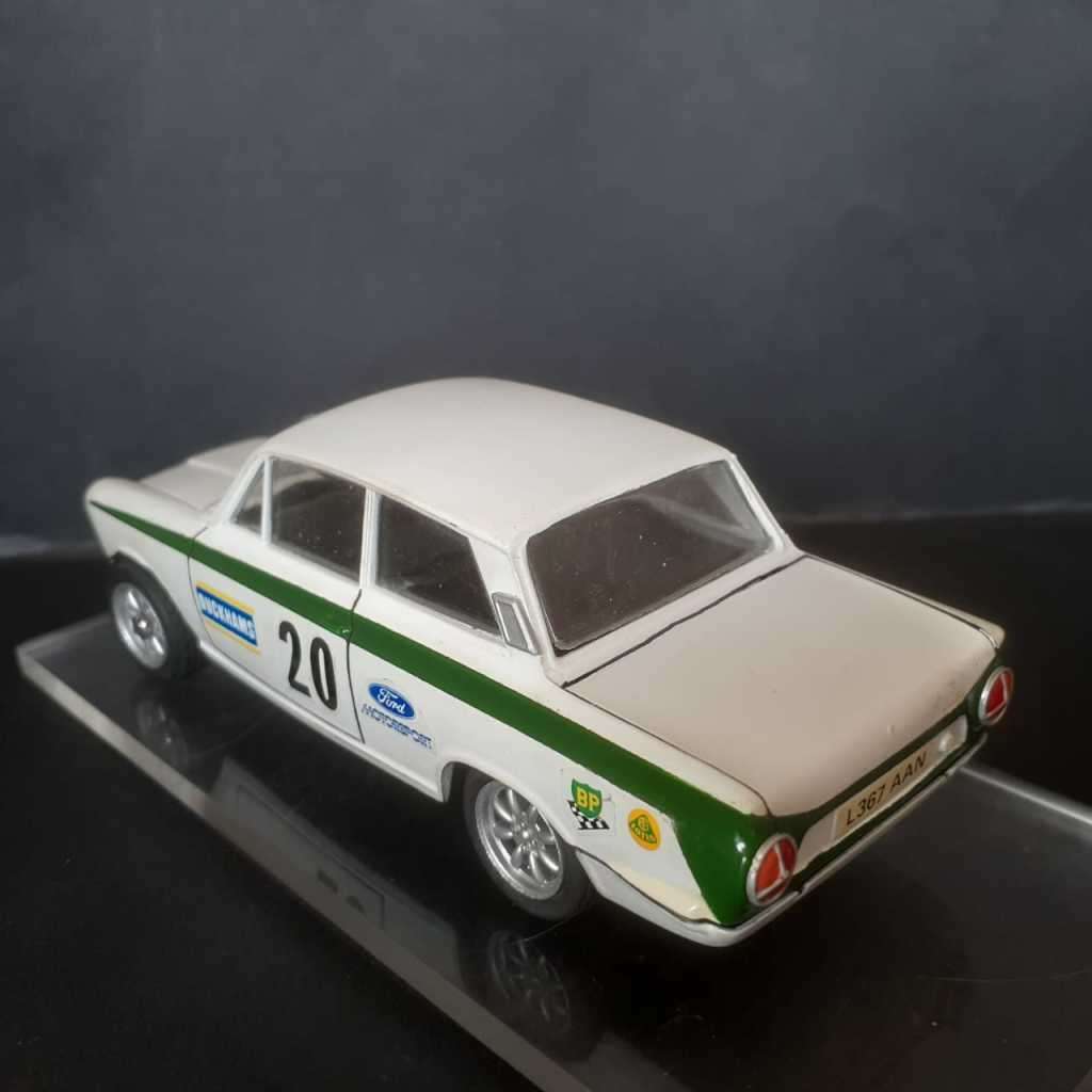 Airfix/MRRC Lotus Cortina