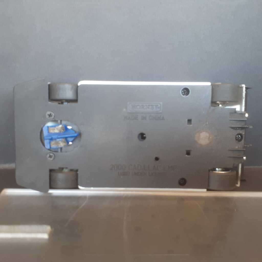 Scalextric C2258 Cadillac Northstar LMP Le Mans 2000