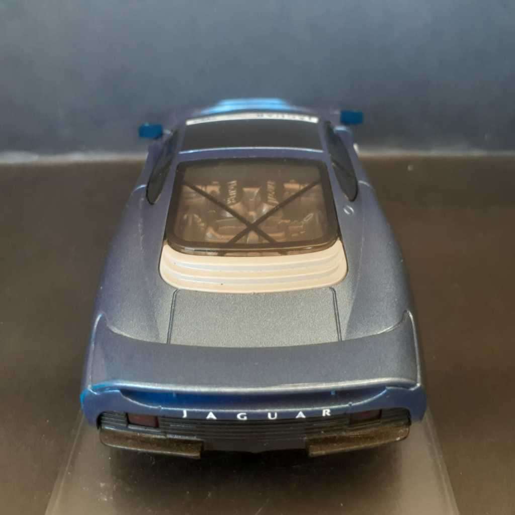 Scalextric C290 Jaguar XJ220