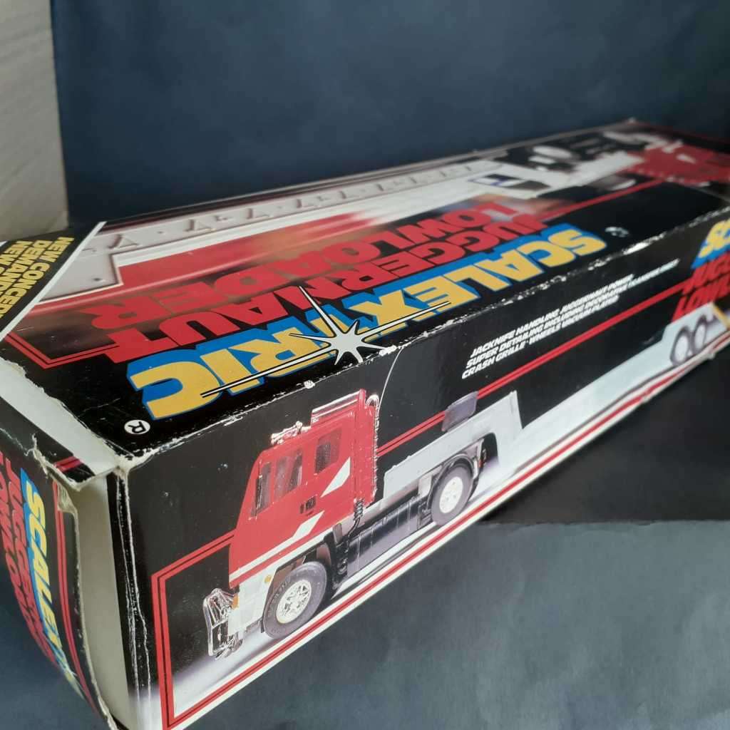 Scalextric C302 Juggernaut Lowloader Boxed