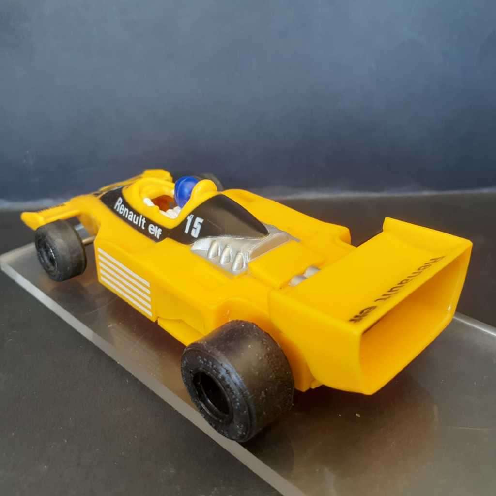 Scalextric C134 Renault RS01 F1  - New Polyurethane Tyres Fitted