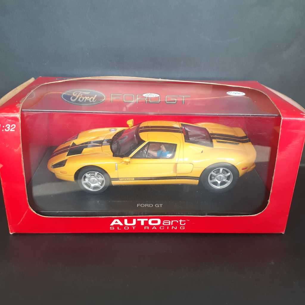 Auto Art Slot Racing 13082 Ford GT 2004 Boxed