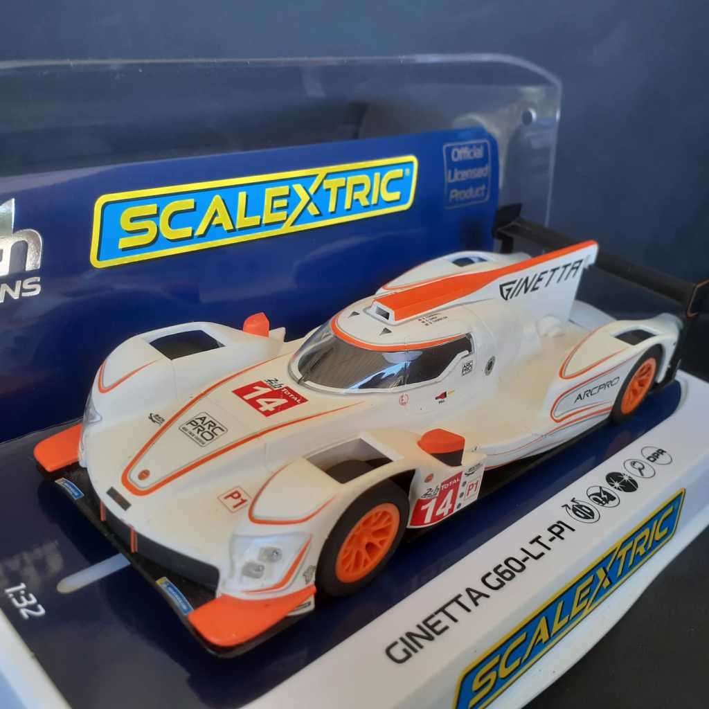 Scalextric C4061 Ginetta G60 LT P1