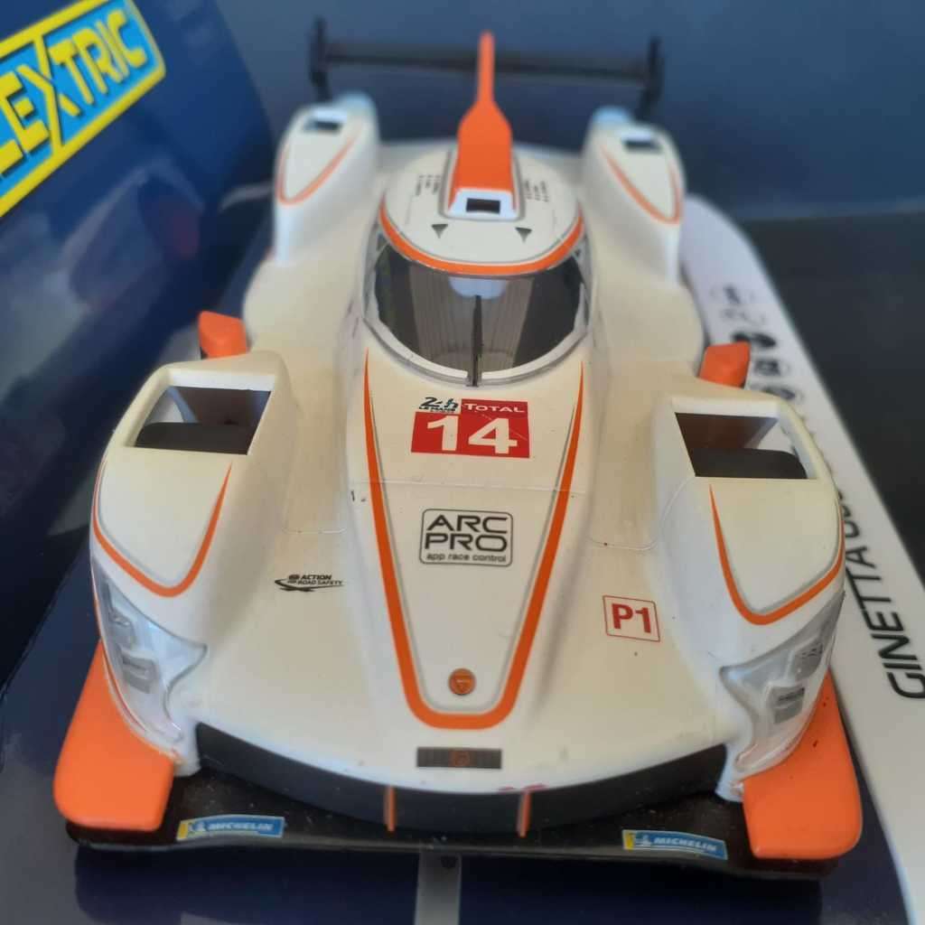 Scalextric C4061 Ginetta G60 LT P1