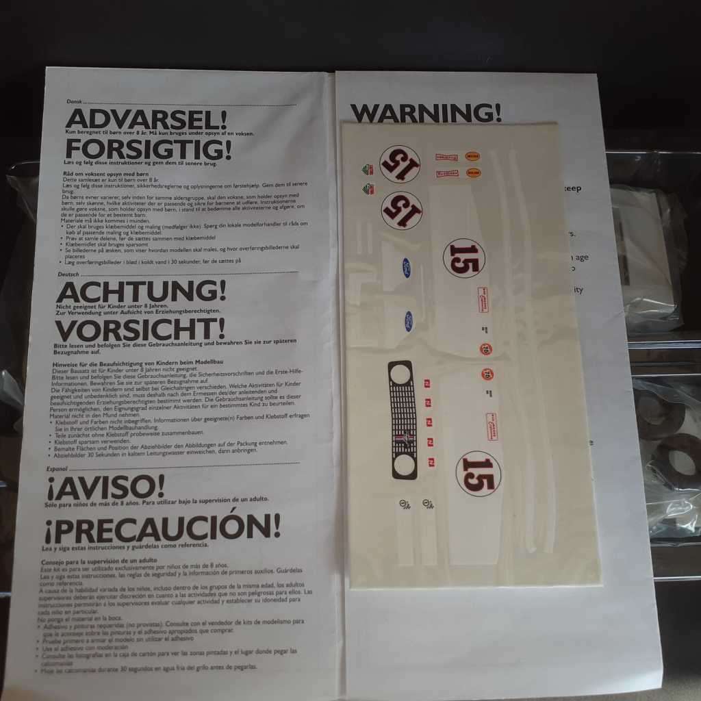 Hornby Scalextric K2002A Ford Boss 302 Mustang Static Kit Boxed