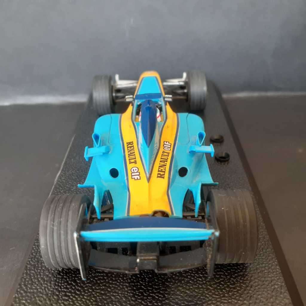 Scalextric C2397 Renault R23 F1 Boxed