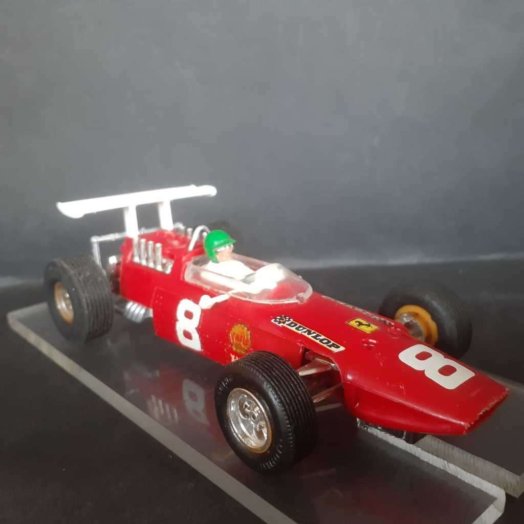 Scalextric C9 Ferrari V8 F1
