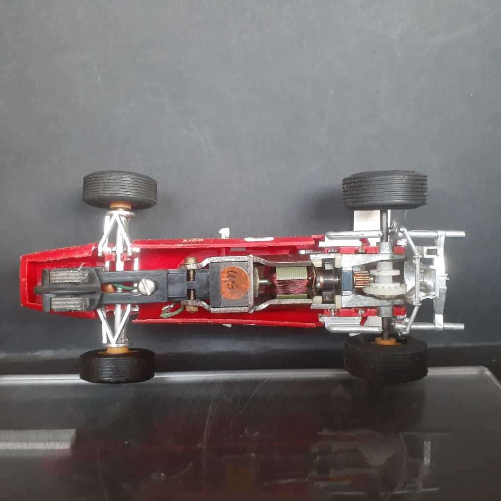 Scalextric C9 Ferrari V8 F1