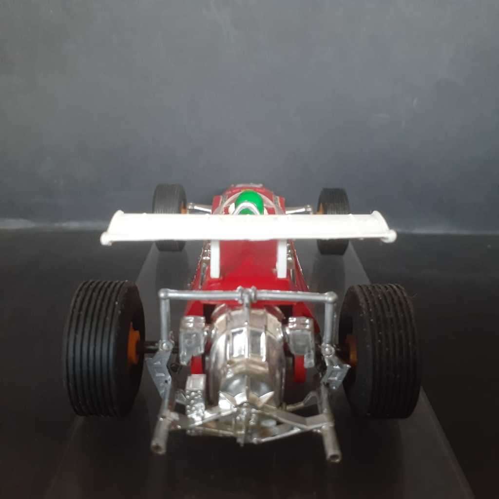 Scalextric C9 Ferrari V8 F1