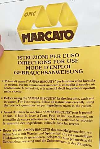 Vintage,Never used. Marcato Ampia Biscuits Maker Cookie Press 20 Discs 4 Tips Excellent Condition.