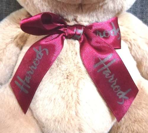 Top Quality Teddy Bear from the Harrod`s England Collection. 26cm Tall