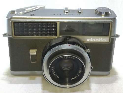 Original 1962 Model Minolta Hi - Matic Camera Read Description