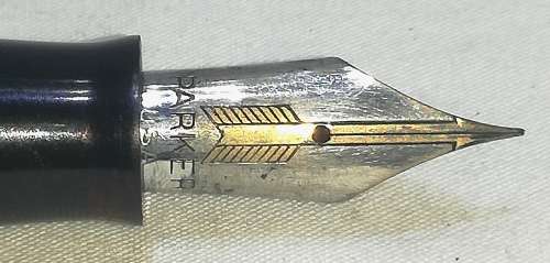 Collection of 6 Parker Pens and 1 Pencil