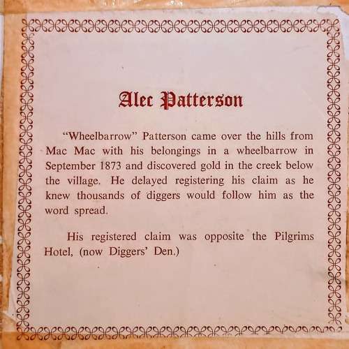 GOLD DIGGERS / PILGRIM CERAMIC TILES