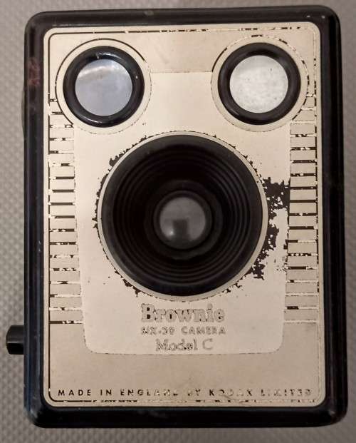 Kodak Brownie Six 20 Model C Box Camera
