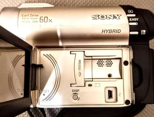 Sony DCR-DVD 650E Hybrid Handycam. Good working condition