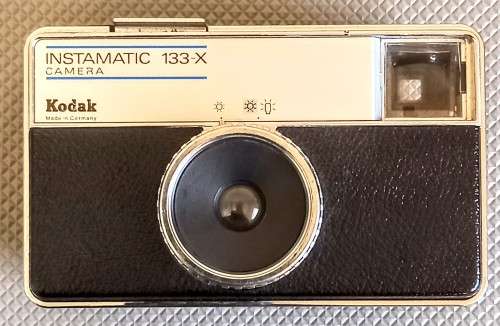 Kodak Instamatic 133X Film Cartridge 126mm Camera in working condition