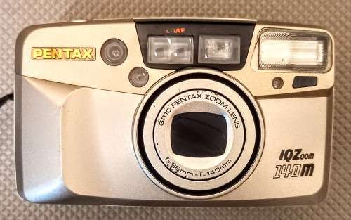Pentax AF IQ Zoom 140M. 35mm Film Camera. Read description