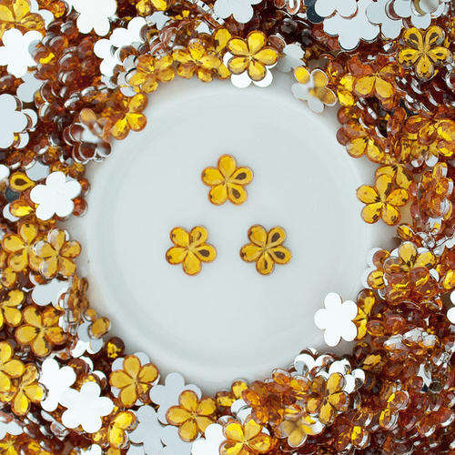 100PCS 3MM FLOWER RHINESTONES FOR NAIL ART  & CRAFTS - TOPAZ