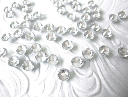 (144 PCS) SS16 (4MM) IRON ON HOT FIX (HOTFIX) FLATBACK RHINESTONE  - CRYSTAL CLEAR