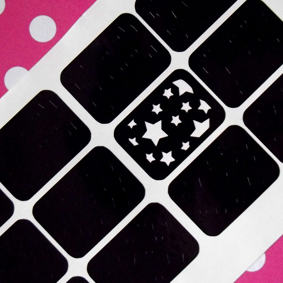 NAIL ART - Nail Art Stencils Nail Polish Stencils