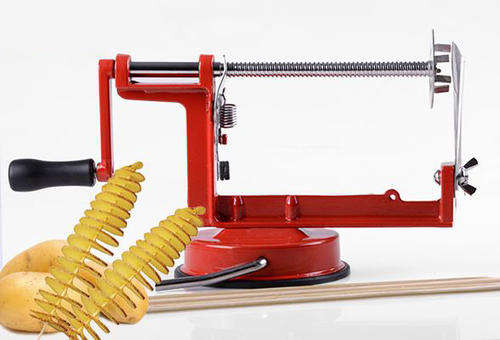 Spiral potato slicer