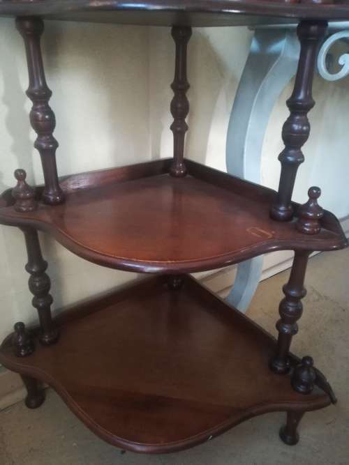 Beautiful Victorian style Whatnot