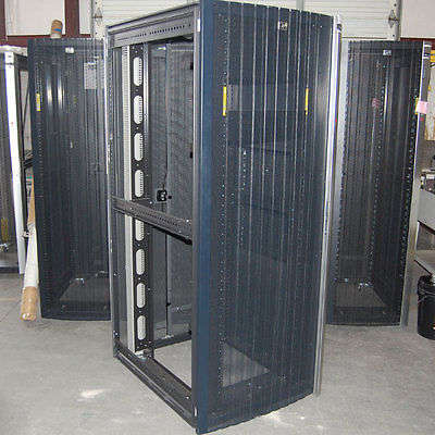 HP 42U Server Rack