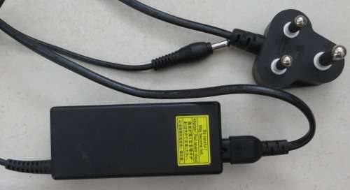 Power Supply - Toshiba PA3917U-1ACA 19V 3.42A 65W