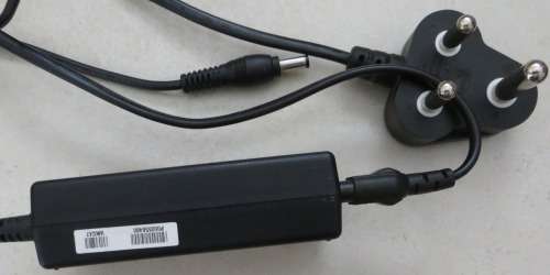 Power Supply - Toshiba PA3917U-1ACA 19V 3.42A 65W