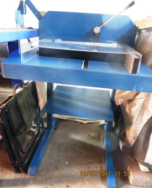 Dahle Ream Cutter / Heavy Duty Paper Guillotine